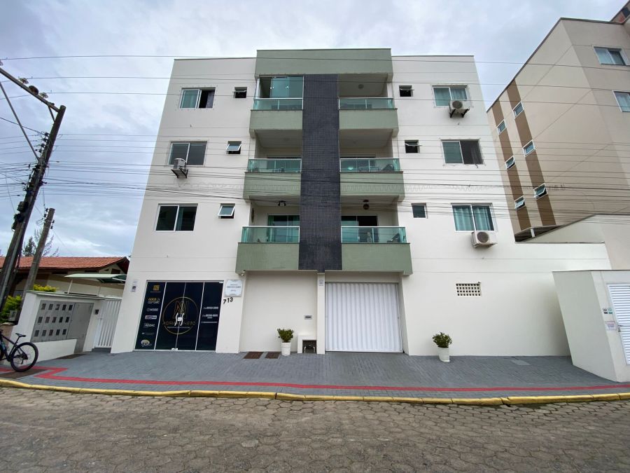 Apartamento - Venda - Gravat� - Navegantes - SC