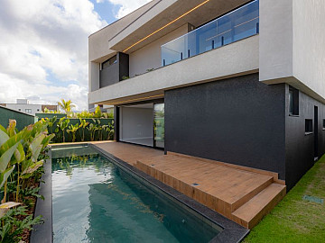 Casa Alto Padr�o � Venda